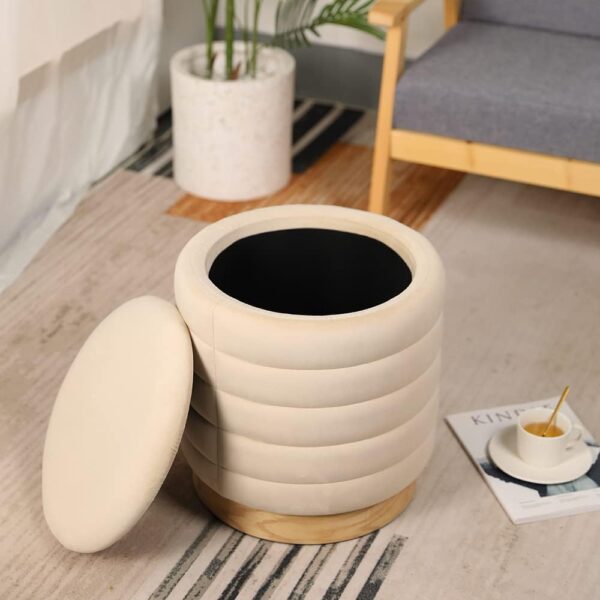 Pouffes & Ottomans