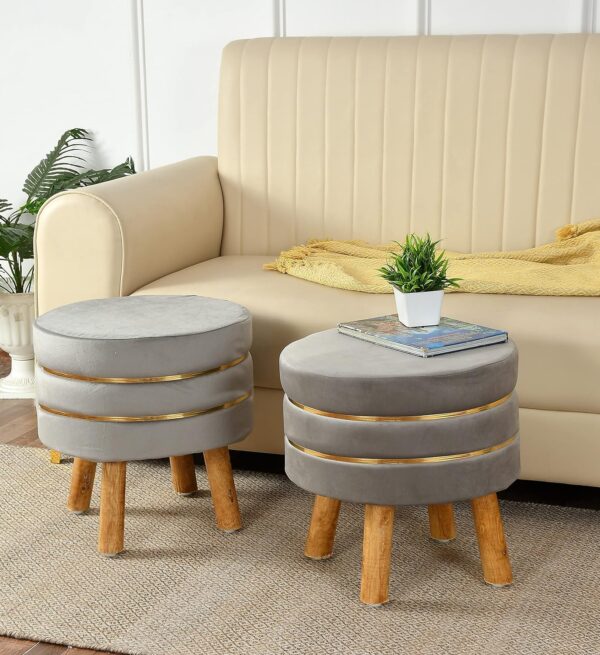 Pouffes & Ottomans